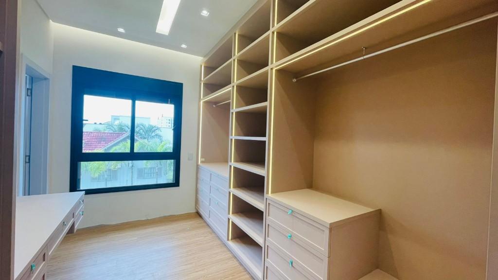 Casa em Pedra Branca, Palhoça. 4 quartos, 430m². Imagem 4 de 23